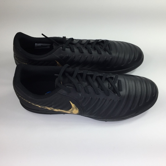 nike legend x7